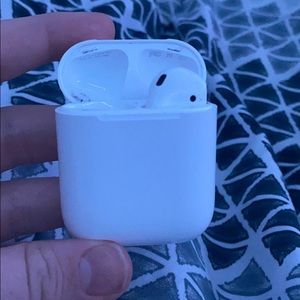 airpods